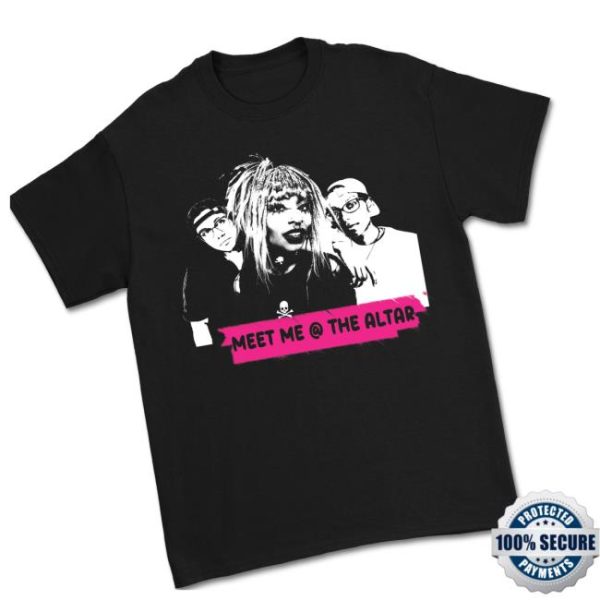 Meet Me At The Altar Store Merch Portrait T-Shirt
