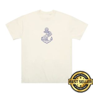Queen Store Merch Store Hold Fast Printed T-Shirt