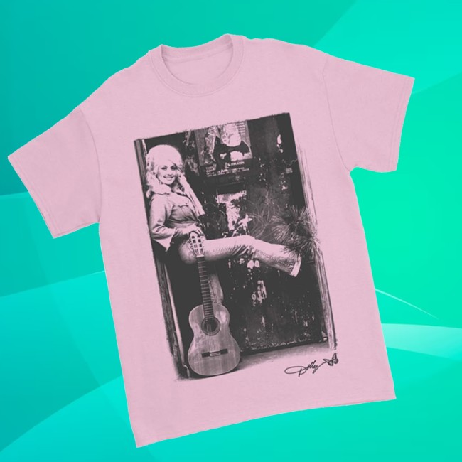 Opry Store Merch Dolly Parton Doorway T-Shirt Opry Store Merch Dolly Parton Doorway T-Shirt