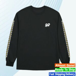 Pepper Store Merch Konatown Longsleeve Black Tee
