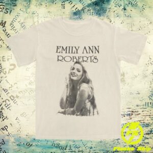 Emily Ann Roberts Merch Store Black And White Photo Tee