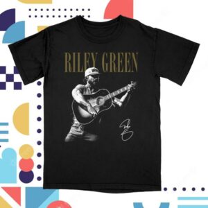 Riley Green Merch Store Signature Photo Tee