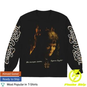 Def Jam Merch Store Script Longsleeve In Black