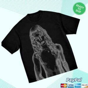 2Hollis Store Merch Halftone Photo T-Shirt