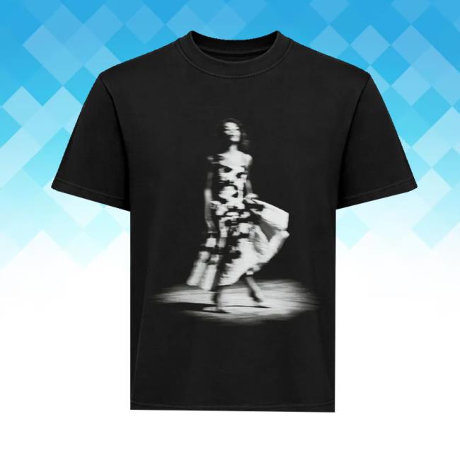 Olivia Dean Merch Store So Easy Portrait Tee