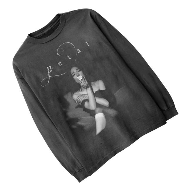 Ariana Grande Store Merch Petal Script Longsleeve 3 Ariana Grande Store Merch Petal Script Longsleeve